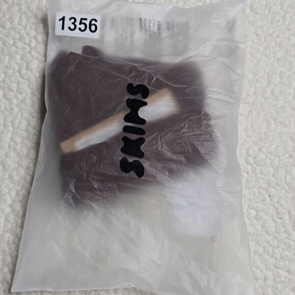 1356 NWT Skims Square Neck Bodysuit Sz Small Color Cocoa - Picture 8 of 9